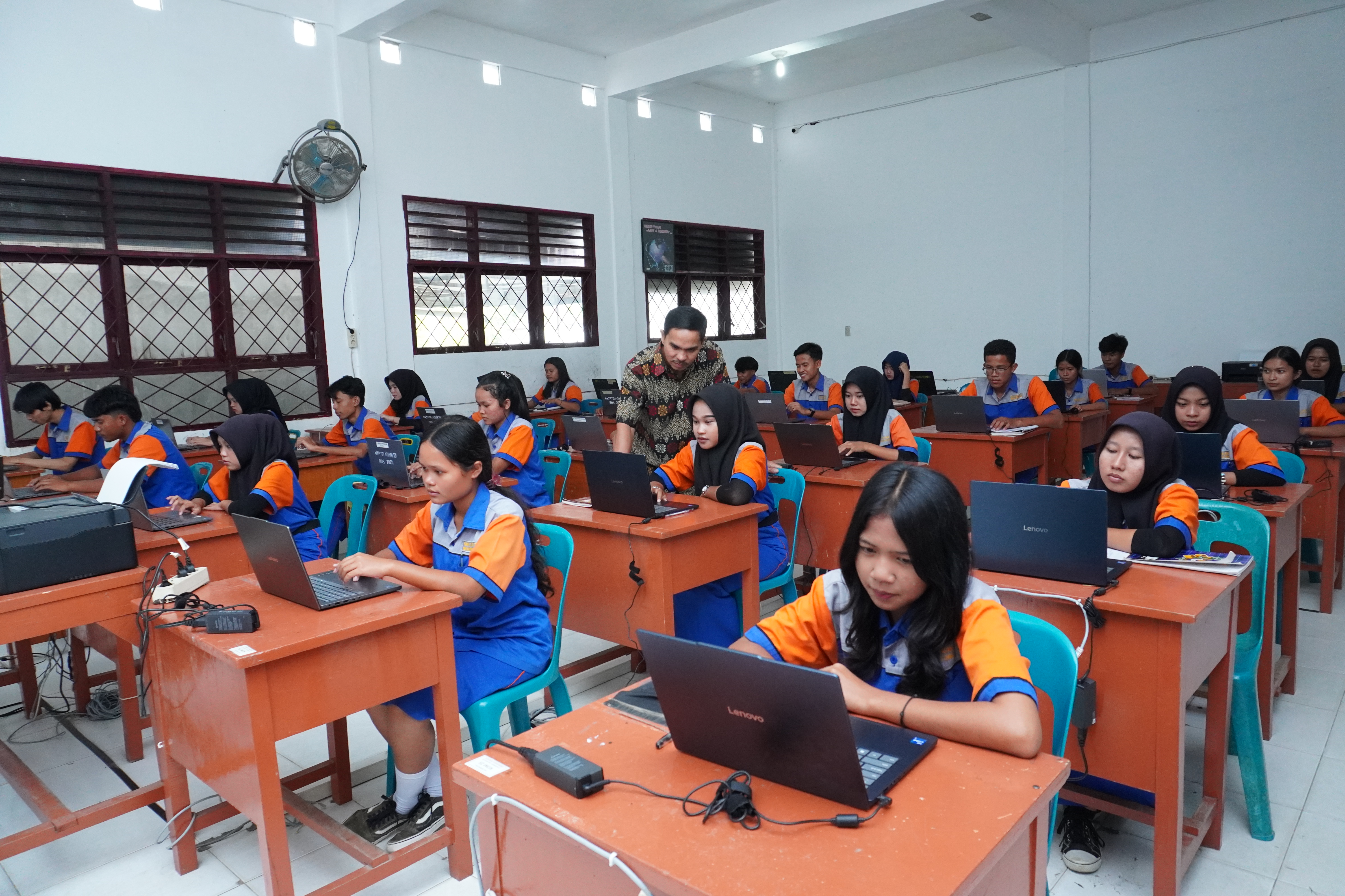 Fasilitas Otomotif